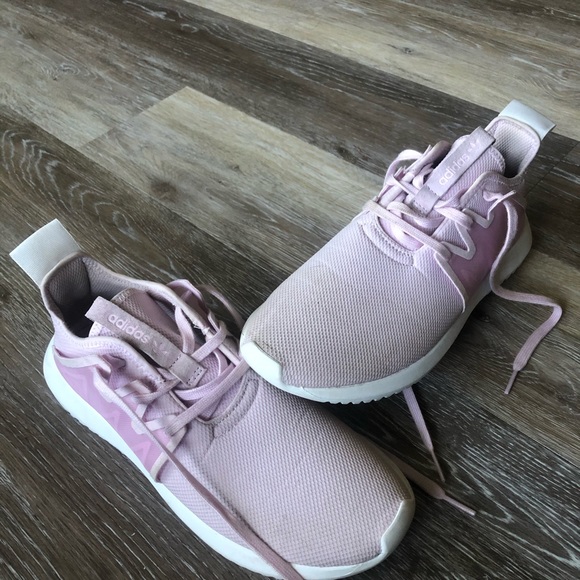 ADIDAS RUNNERS